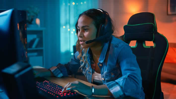 Aussie women gambling online
